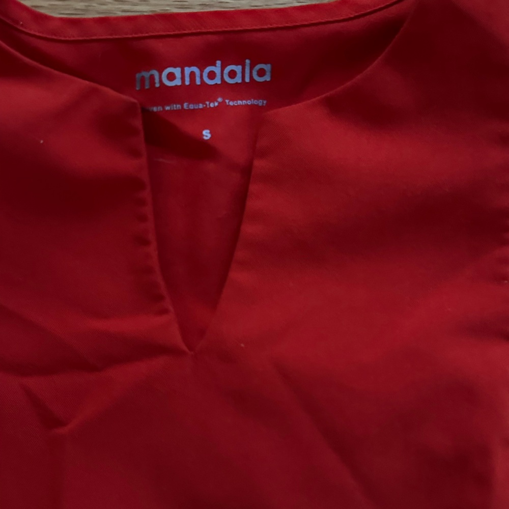 Mandala Red Scrub Top - Picture 2 of 2